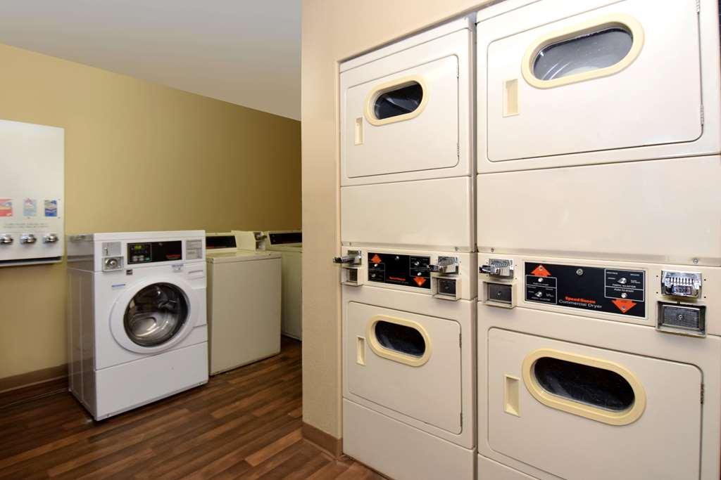 Extended Stay America Select Suites - Newport News - Oyster Point Extérieur photo