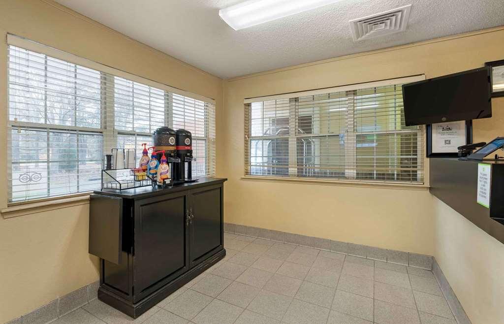 Extended Stay America Select Suites - Newport News - Oyster Point Intérieur photo