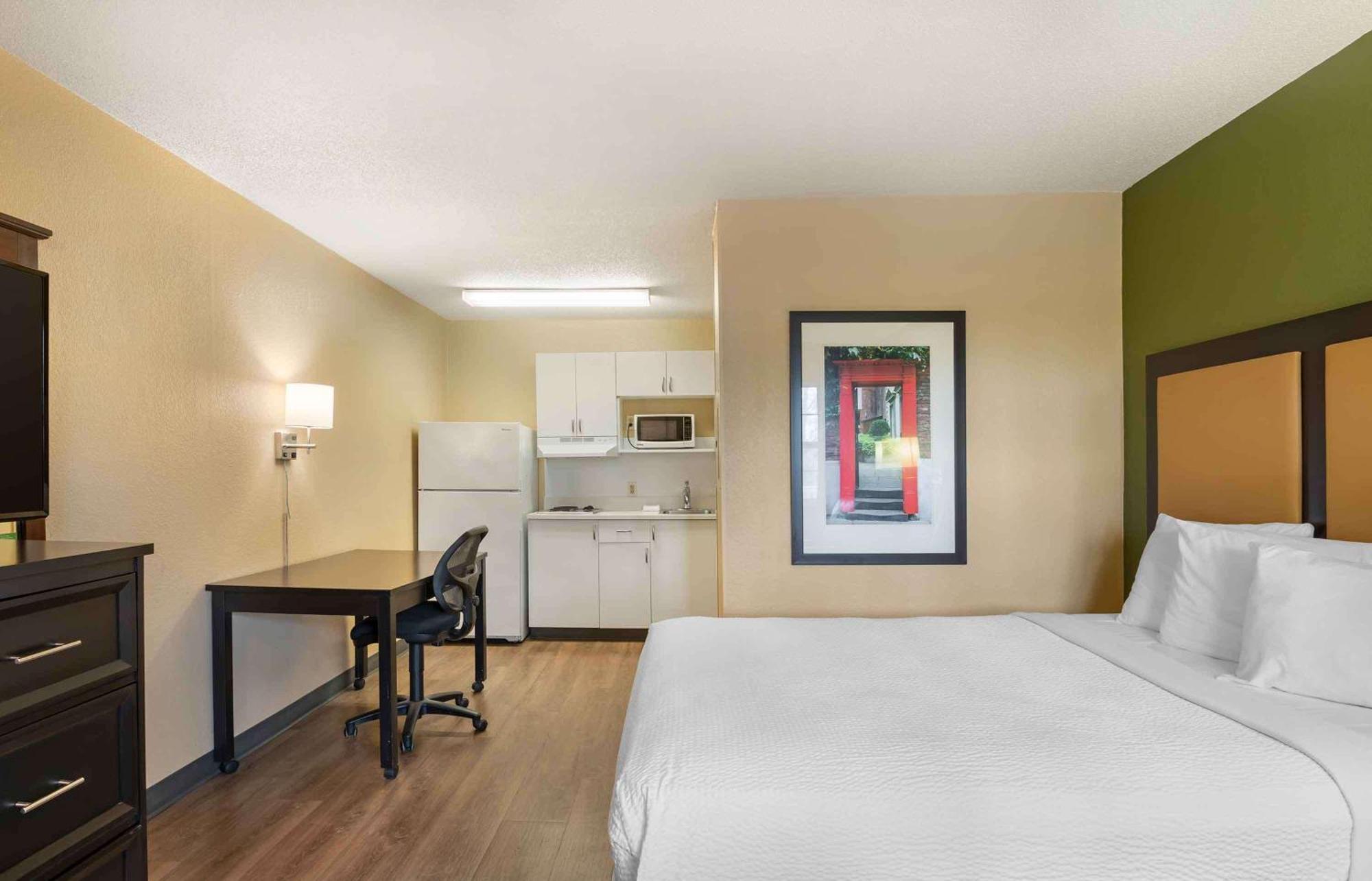 Extended Stay America Select Suites - Newport News - Oyster Point Extérieur photo