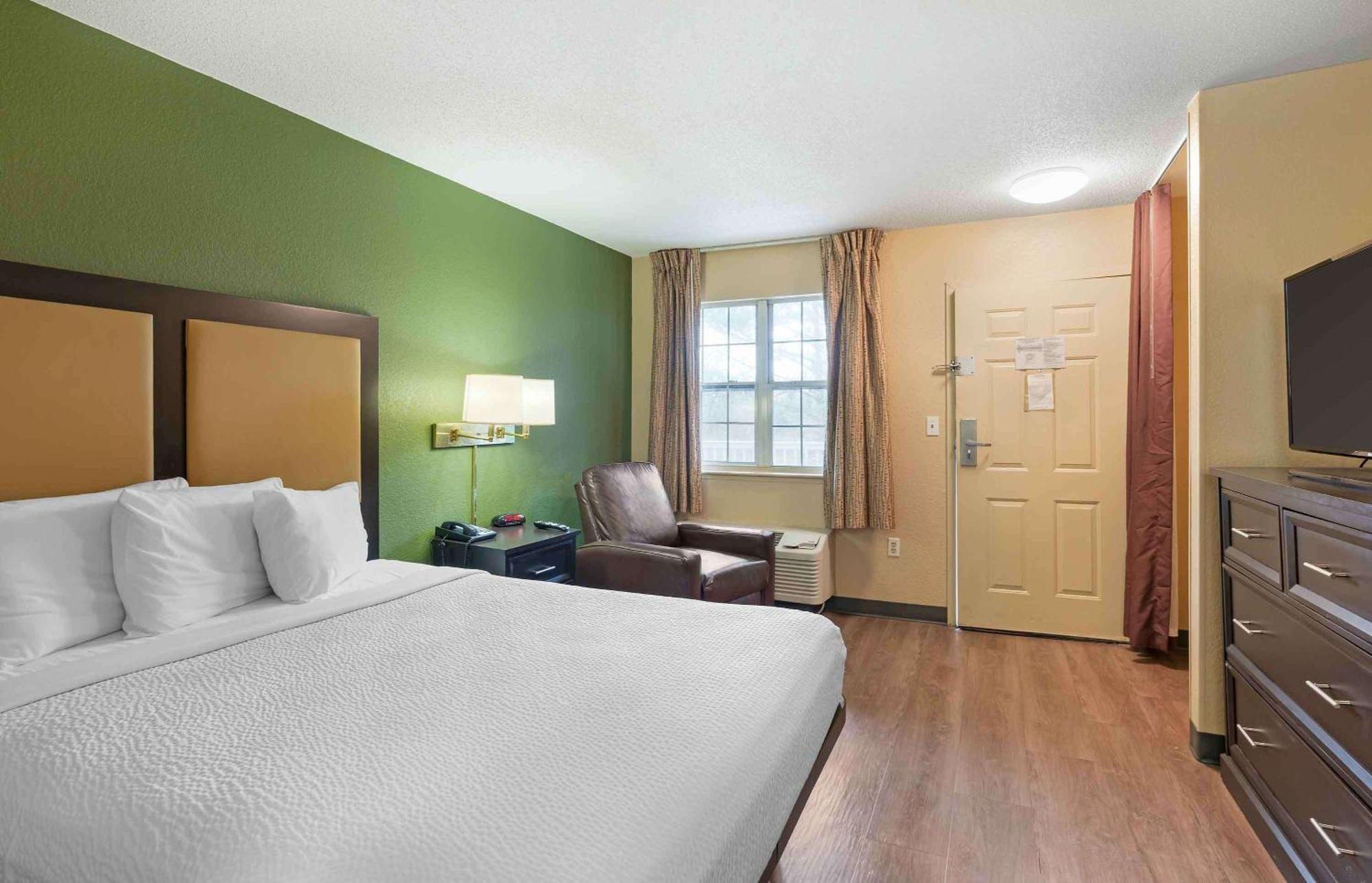 Extended Stay America Select Suites - Newport News - Oyster Point Extérieur photo
